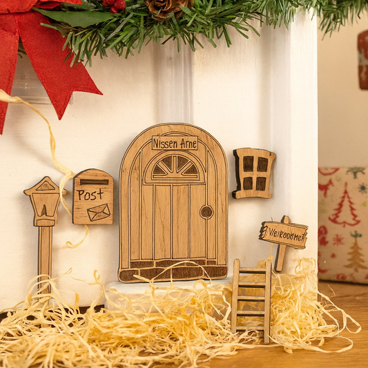 Nisseluke – Firkantet – med personlig nissenavn - 8x10 cm.