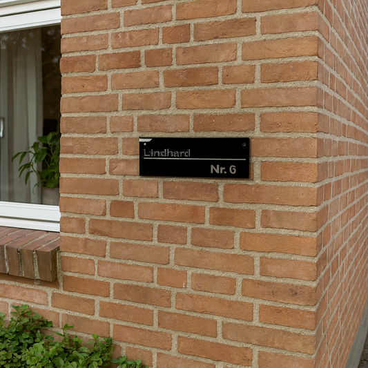 Dørskilt med personlig tekst - 15×6 cm