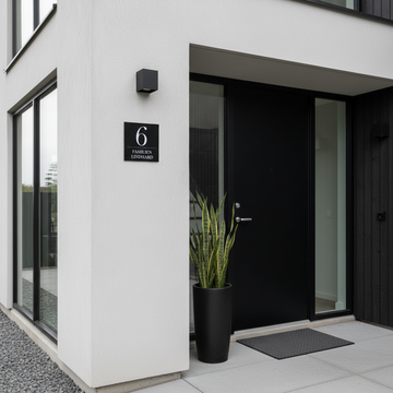 Husskilt – Eget navn og husnummer