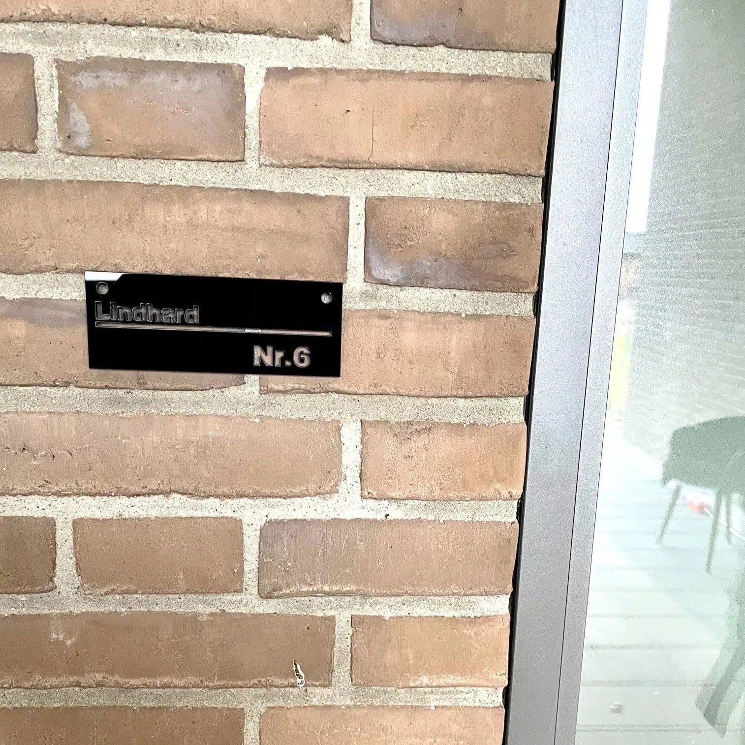 Dørskilt med personlig tekst - 15×6 cm