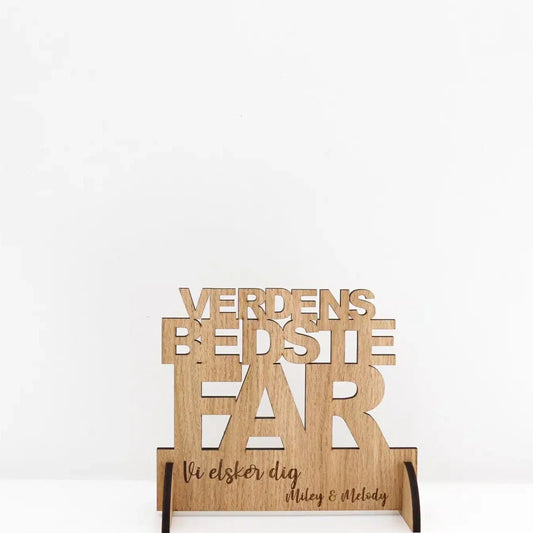 Skilt - "Verdens beste pappa" og personlig gravering - Eik - 20×17,5 cm