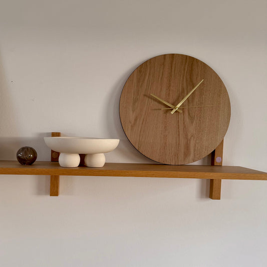 Veggklokke - Eik - Minimalistisk