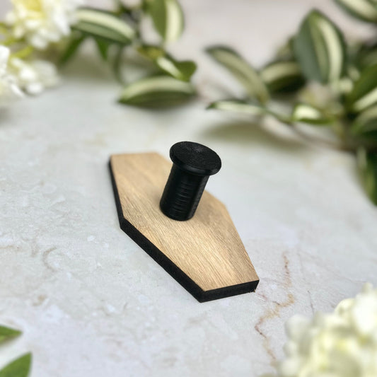 Knagg - Sekskant - 5x9 cm.